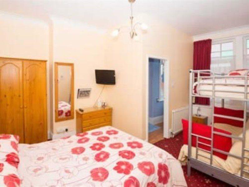 The Meltham Guest House Scarborough Extérieur photo