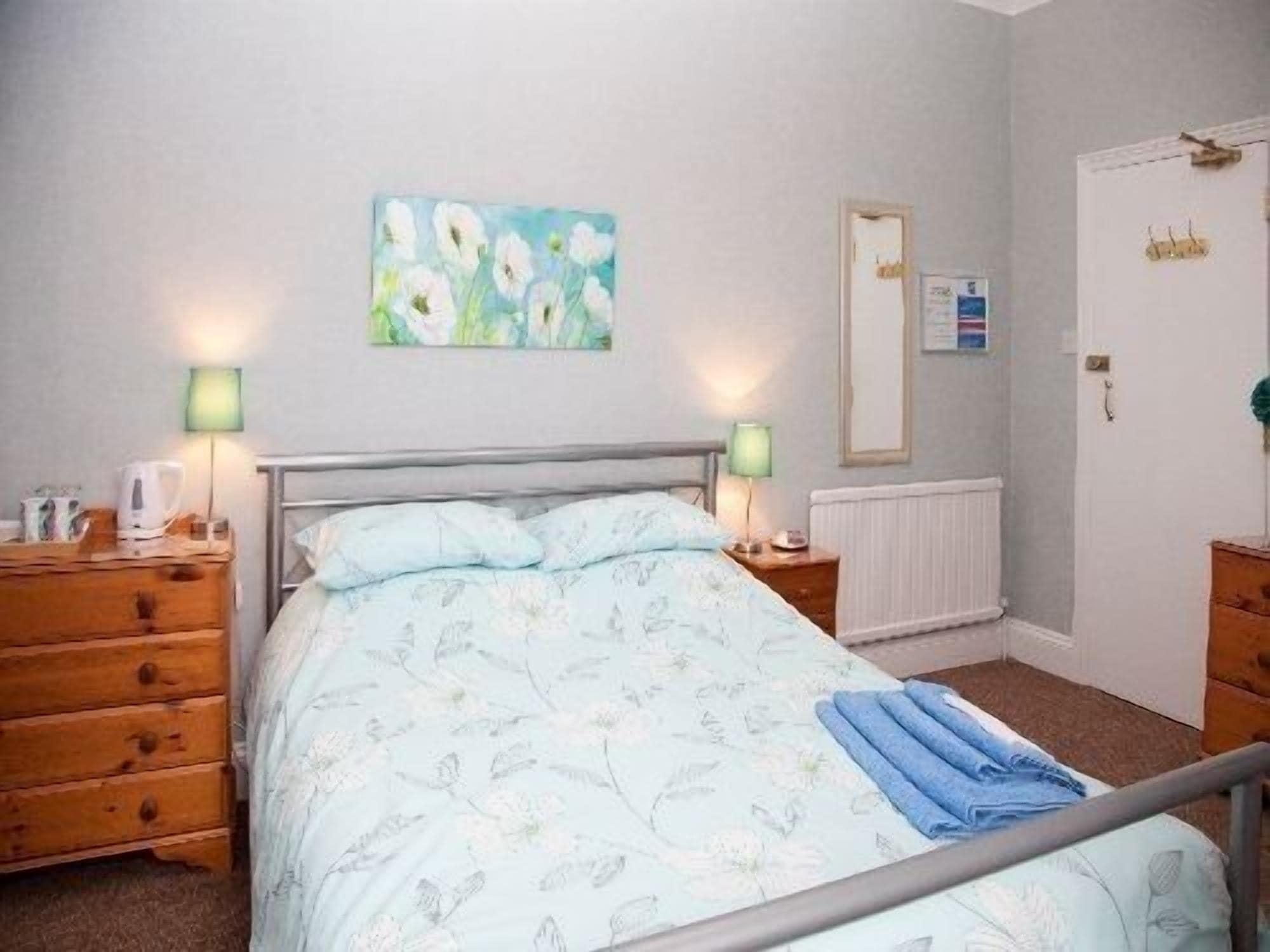The Meltham Guest House Scarborough Extérieur photo